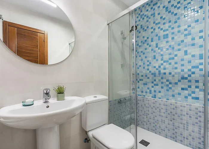 Calle San Isidro, 59 شقة