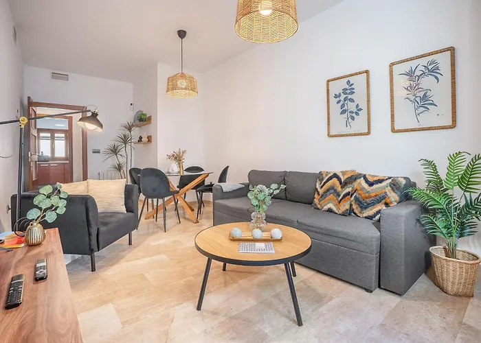 Calle San Isidro, 59 * غرناطة